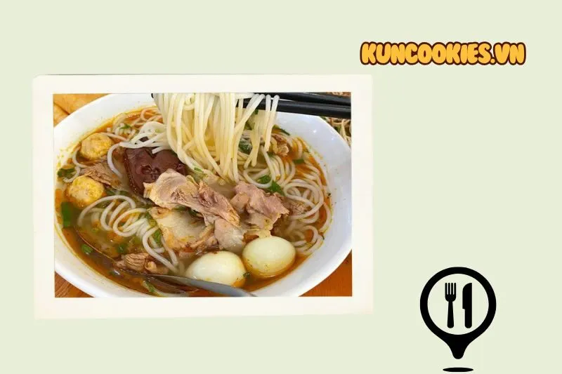 Bún Bò Huế Làng Tôi Quán